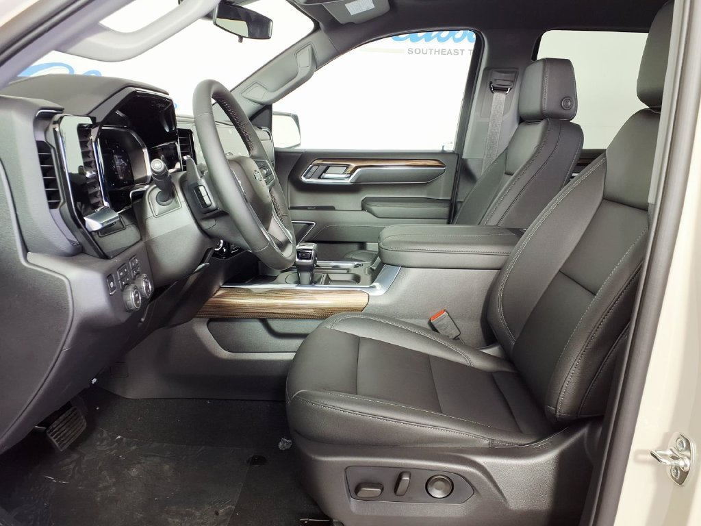 New 2026 Chevrolet Silverado 1500 RST AWD/4WD image 8