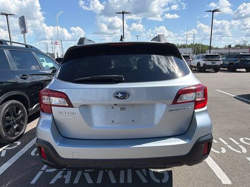 Used 2019 Subaru Outback 2.5i Limited AWD/4WD image 8