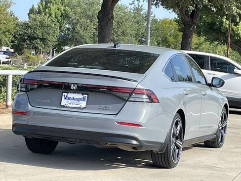 Certified 2025 Honda Accord Sport image 4