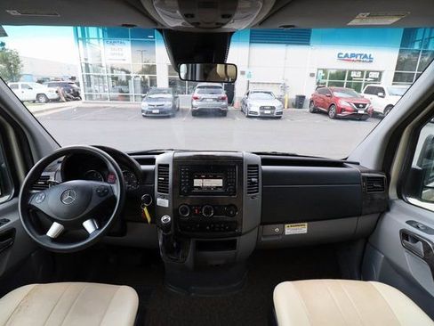 Used 2014 Mercedes-Benz Sprinter 3500 image 38