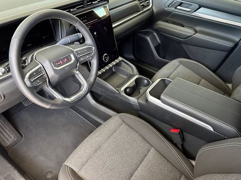 Used 2026 GMC Terrain Elevation w/ Black Edition image 9