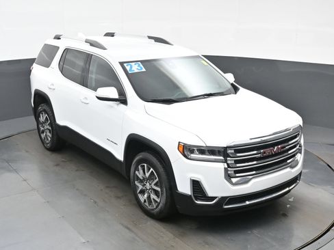 Used 2023 GMC Acadia SLE w/ Driver Convenience Package FWD image 39