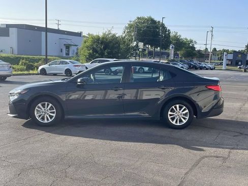 Used 2025 Toyota Camry LE FWD image 7