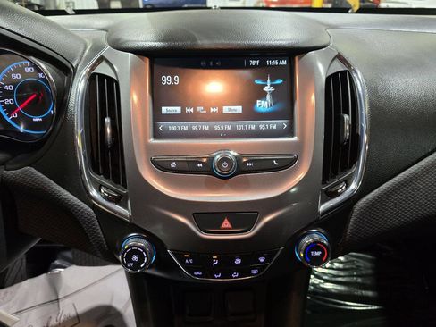 Used 2016 Chevrolet Cruze LT image 35