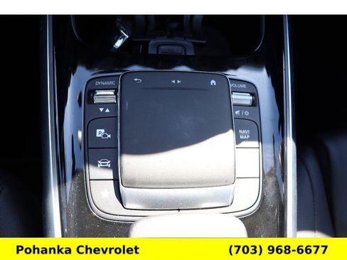 Used 2023 Mercedes-Benz GLB 250 250 4MATIC image 17