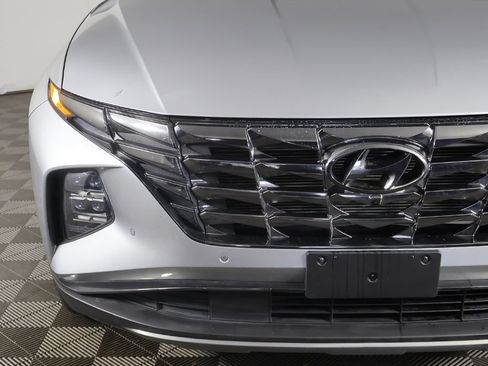 Used 2023 Hyundai Tucson Limited AWD/4WD image 17