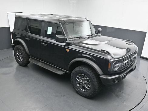 New 2025 Ford Bronco Badlands AWD/4WD image 14