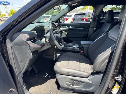 Used 2025 Ford Explorer ST-Line w/ Premium Package AWD/4WD image 29