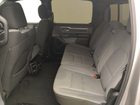 Used 2022 RAM 1500 Big Horn AWD/4WD image 18