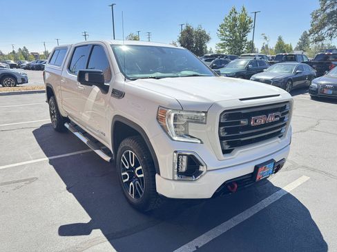 Used 2021 GMC Sierra 1500 AT4 w/ AT4 Preferred Package AWD/4WD image 7