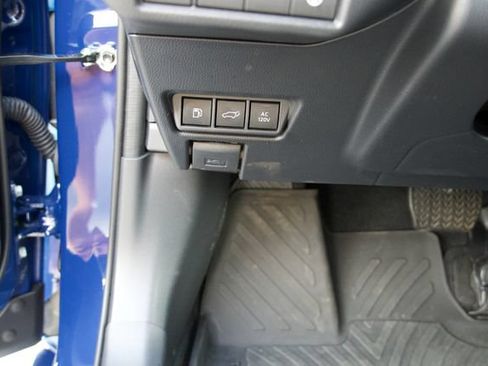 Used 2026 Toyota Prius Plug-In Hybrid FWD image 24