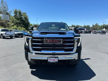 Used 2025 GMC Sierra 2500 SLE w/ SLE Value Package;