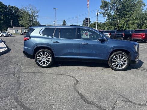 Used 2025 GMC Acadia Denali w/ Super Cruise Package AWD/4WD image 16