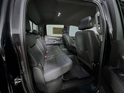 Used 2025 Chevrolet Silverado 1500 LT Trail Boss w/ Convenience Package II image 32