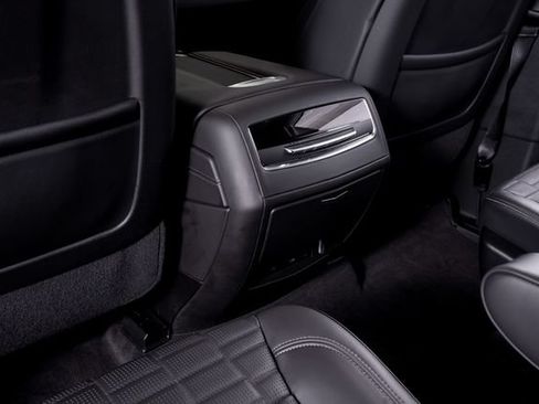 Used 2026 Cadillac Escalade Platinum Sport w/ LPO, Floor Liner Package AWD/4WD image 27
