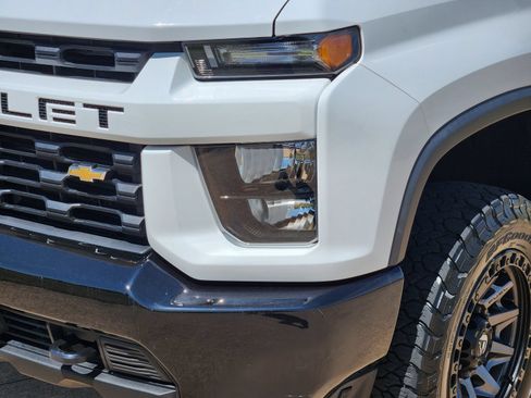 Used 2023 Chevrolet Silverado 2500 Custom w/ Custom Value Package AWD/4WD image 9