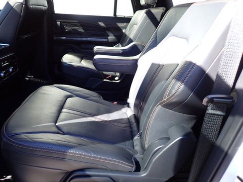 Used 2024 Ford Expedition Max Platinum image 16