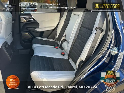 New 2025 Mitsubishi Outlander SE image 18