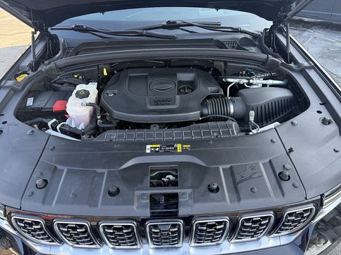 Certified 2023 Jeep Grand Cherokee Summit image 7