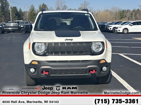Used 2023 Jeep Renegade Trailhawk w/ Trailhawk Elite Group image 3