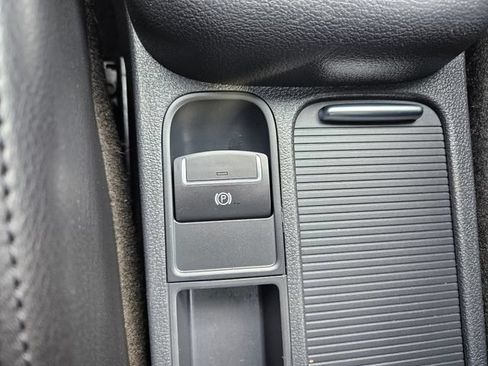Used 2013 Volkswagen Tiguan SEL AWD/4WD image 25