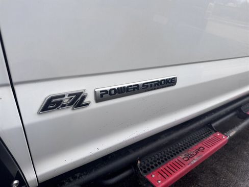 Used 2017 Ford F250 XLT w/ XLT Value Package image 12