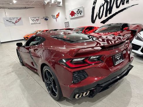 Used 2020 Chevrolet Corvette Stingray Preferred Cpe w/ 2LT Preferred Equipment Group RWD image 3