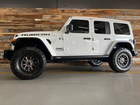 Used 2021 Jeep Wrangler Unlimited Rubicon w/ Trailer Tow Package AWD/4WD image 18