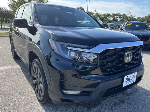 Used 2023 Honda Passport EX-L image 3