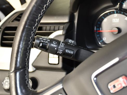 Used 2020 GMC Yukon SLT AWD/4WD image 15