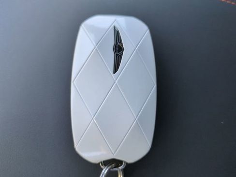 Used 2026 Genesis GV70 3.5T Sport Advanced image 29