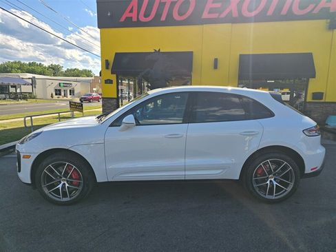 Used 2023 Porsche Macan S AWD/4WD image 25