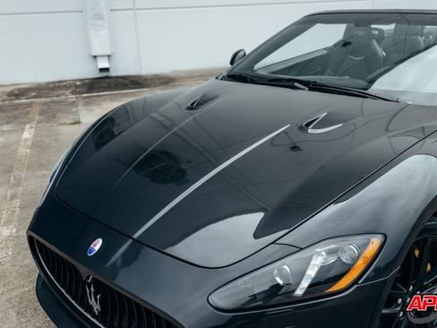 Used 2017 Maserati GranTurismo MC RWD image 28