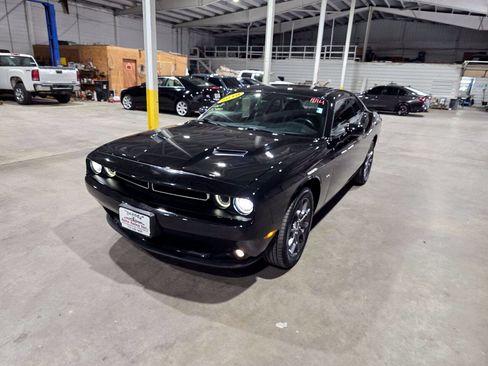 Used 2018 Dodge Challenger GT w/ GT Interior Package AWD/4WD image 3