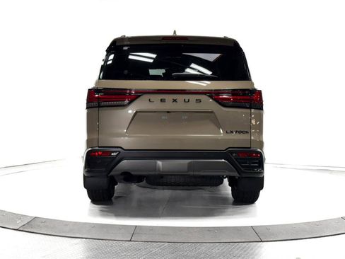 New 2025 Lexus LX 700h Overtrail image 11