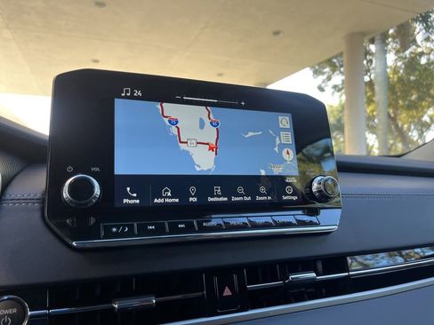 New 2025 Mitsubishi Outlander SE image 12