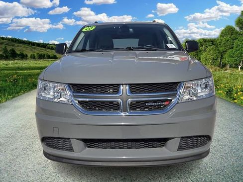 Used 2020 Dodge Journey SE w/ SE Popular Equipment Group FWD image 8