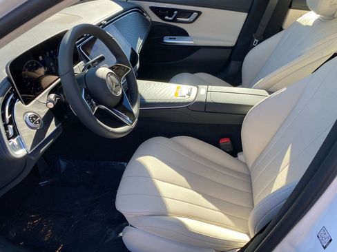 New 2026 Mercedes-Benz E 350 Sedan image 4