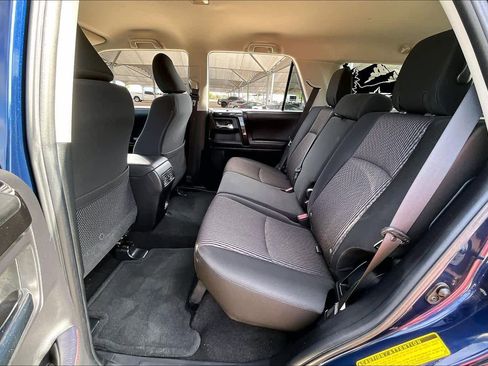 Used 2022 Toyota 4Runner TRD Off-Road image 19