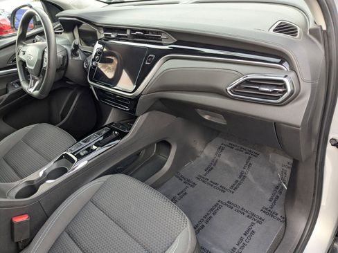 Used 2023 Chevrolet Bolt EUV LT w/ Driver Confidence Package image 22