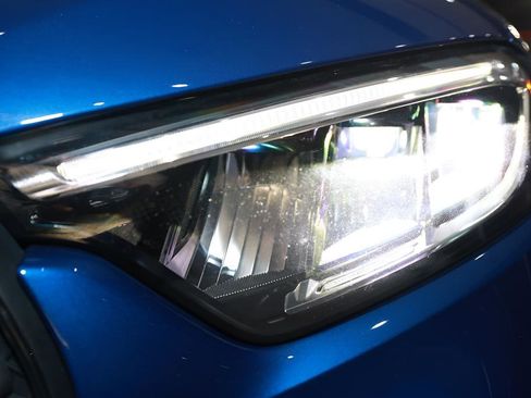 Used 2024 Mercedes-Benz GLC 300 4MATIC w/ AMG Line image 44