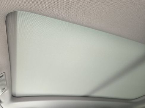 New 2026 Volkswagen Atlas SE FWD image 21
