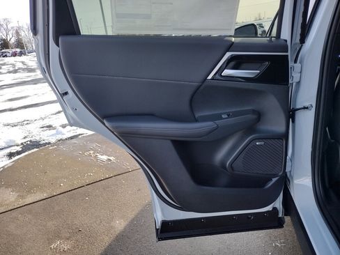 New 2026 Mitsubishi Outlander Trail Edition image 31