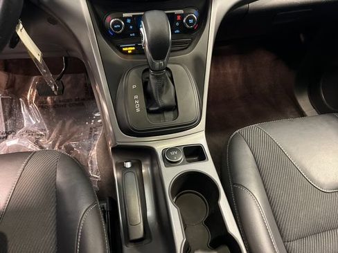 Used 2016 Ford Escape SE w/ SE Chrome Package FWD image 26