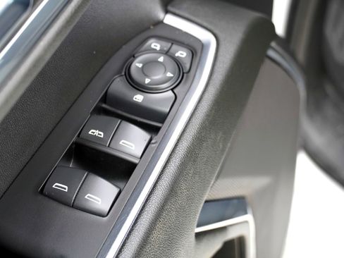 Used 2024 GMC Sierra 1500 SLE image 24