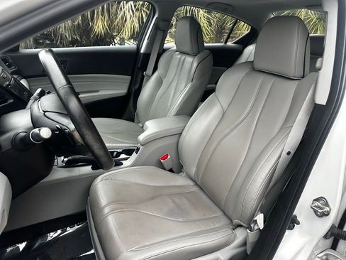 Used 2019 Acura ILX w/ Premium Package image 14