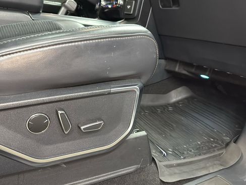 Used 2022 Ford F150 Raptor w/ Equipment Group 801A High image 25