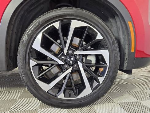 Used 2022 Mitsubishi Outlander SE image 16