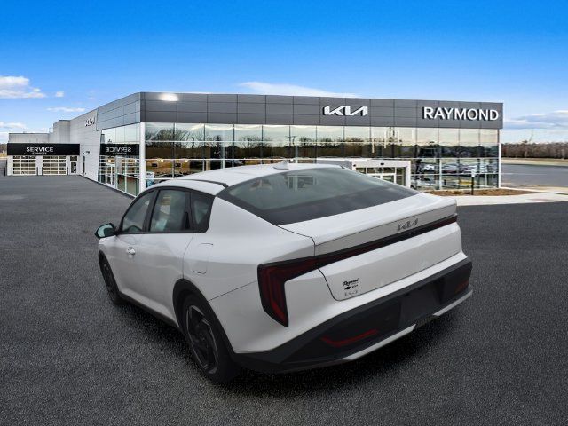 Certified 2025 Kia K4 EX FWD image 6