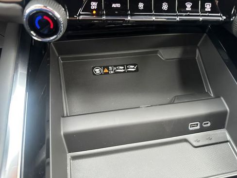 New 2026 Chevrolet Suburban RST w/ Advanced Technology Package image 30